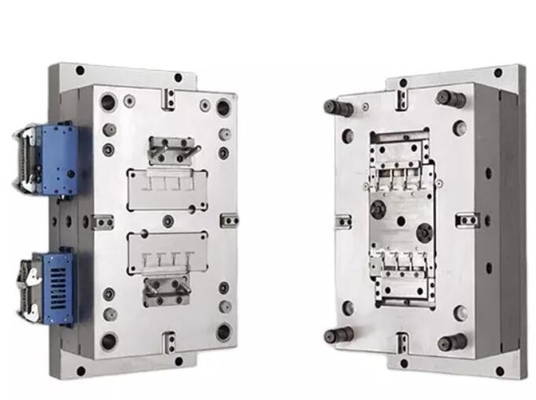 6.94UL PC243R Fabbricante di stampi per iniezione Fabbricanti di stampi per iniezione di plastica 0,05 mm